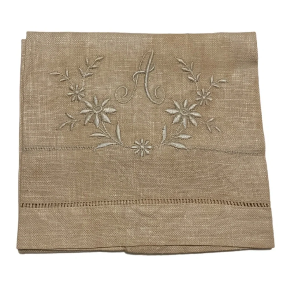 3 Vintage Linen Guest Towels